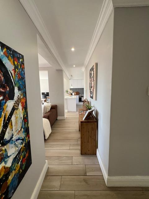 To Let 2 Bedroom Property for Rent in Kenilworth Upper Western Cape